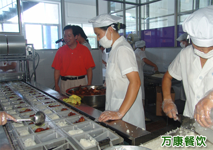 上海食堂承包万康餐饮以质量求发展赢得好评